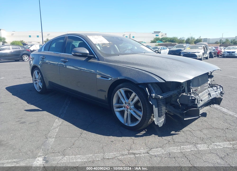 2017 JAGUAR XE 35T PRESTIGE VIN: SAJAE4BV2HA958196