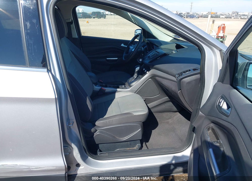2016 FORD ESCAPE SE VIN: 1FMCU0G75GUA21817