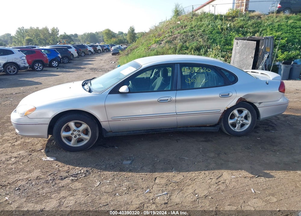 2001 FORD TAURUS SE VIN: 1FAFP53U21G160039