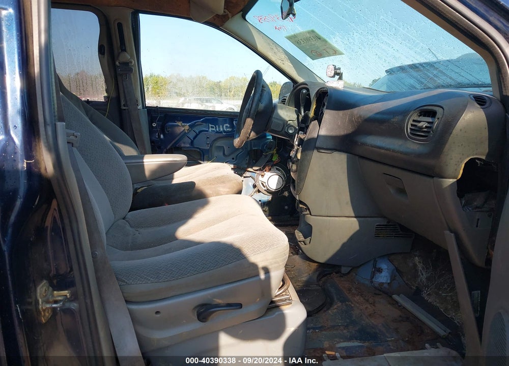 2005 DODGE CARAVAN SE VIN: 1D4GP25R55B281966