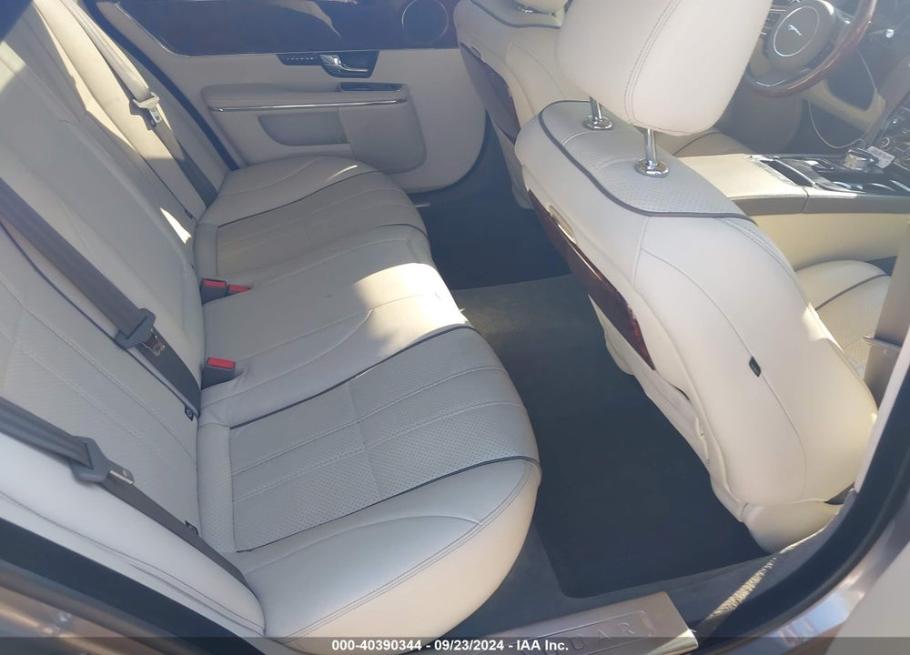2011 JAGUAR XJ XJL VIN: SAJWA2GB6BLV13136