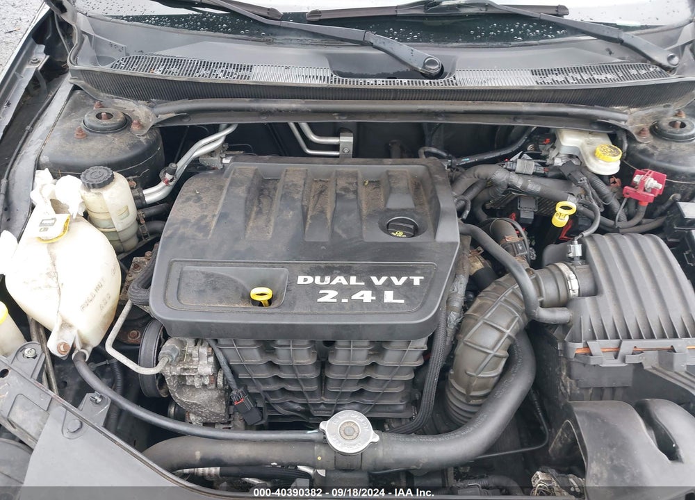 2014 CHRYSLER 200 TOURING VIN: 1C3CCBBB4EN177258