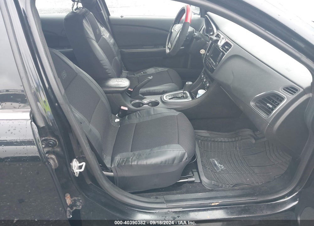 2014 CHRYSLER 200 TOURING VIN: 1C3CCBBB4EN177258