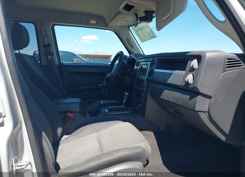 2010 JEEP COMMANDER SPORT VIN: 1J4RG4GK4AC118175