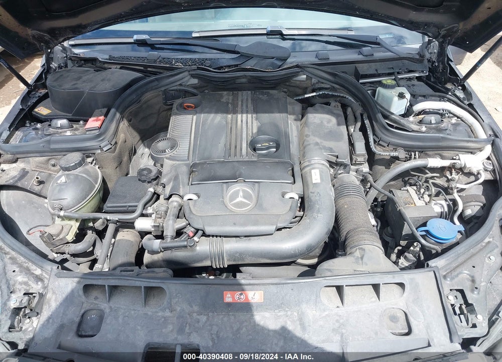 2013 MERCEDES-BENZ C 250 LUXURY/SPORT VIN: WDDGF4HB0DR274316