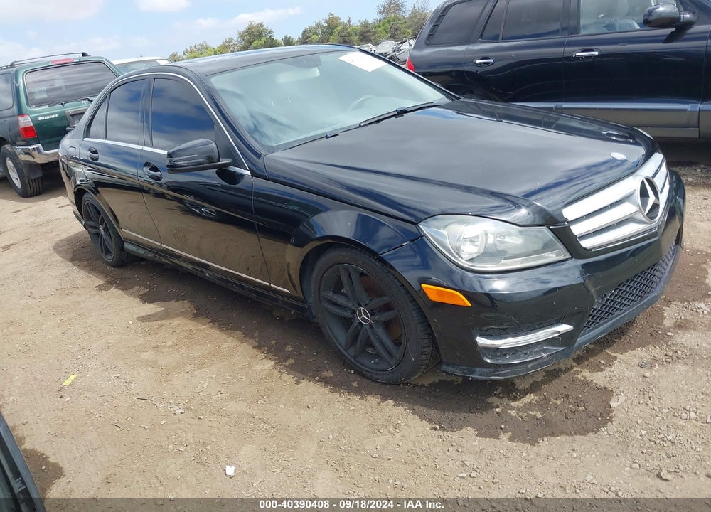 2013 MERCEDES-BENZ C 250 LUXURY/SPORT VIN: WDDGF4HB0DR274316