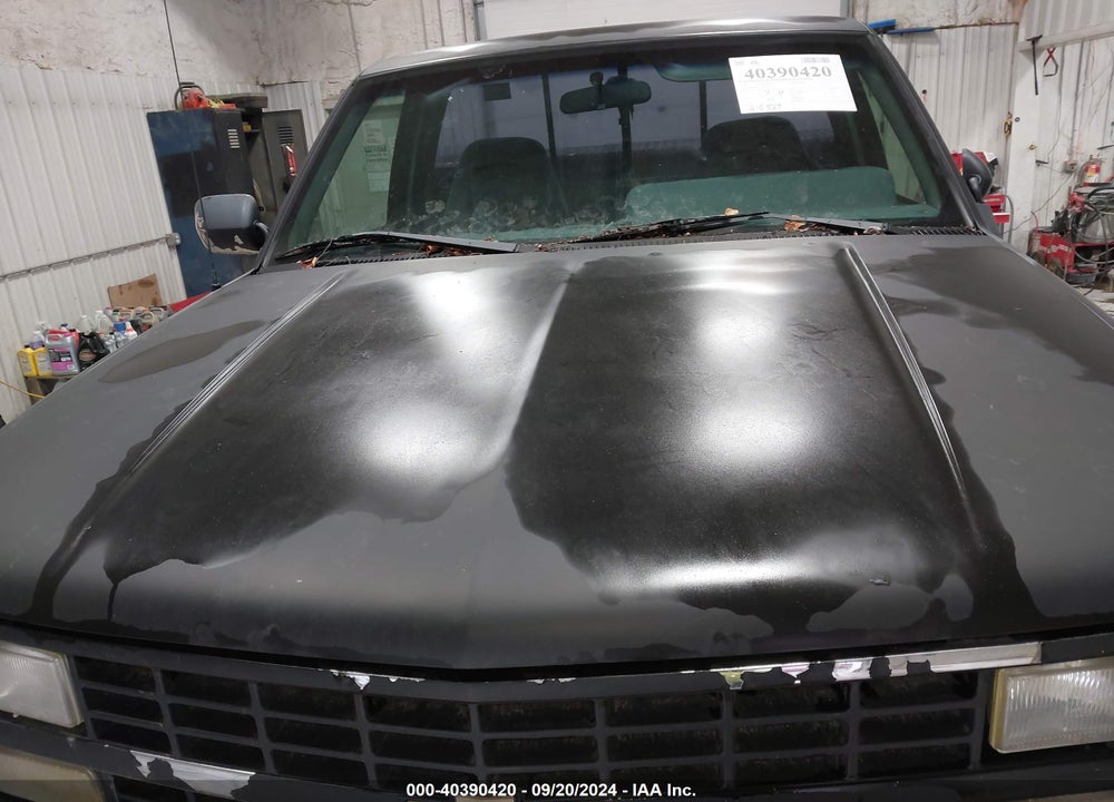 1988 CHEVROLET GMT-400 K2500 VIN: 1GCFK24K2JZ269612