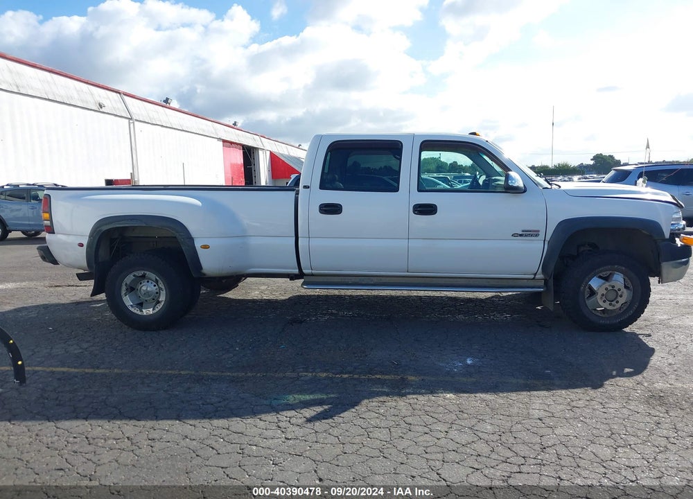 2001 CHEVROLET SILVERADO 3500 LT VIN: 1GCJK33151F178117