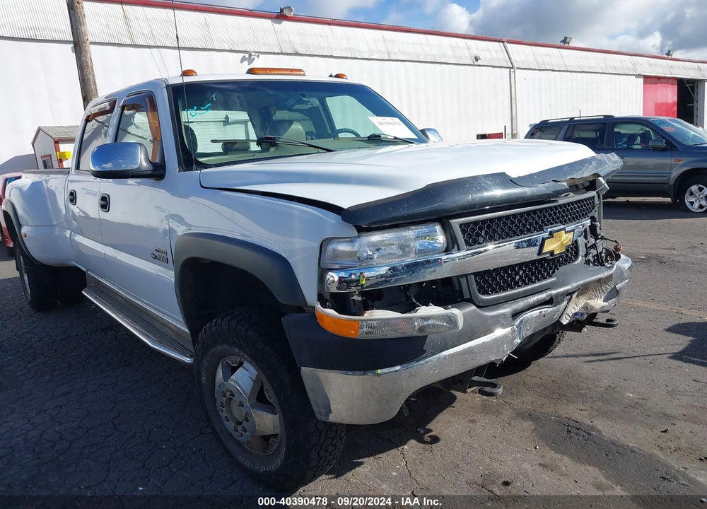 2001 CHEVROLET SILVERADO 3500 LT VIN: 1GCJK33151F178117