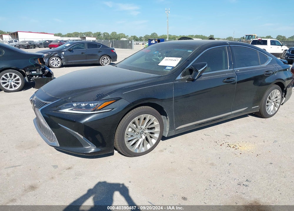 2019 LEXUS ES 300H ULTRA LUXURY VIN: 58AB21B10KU001051