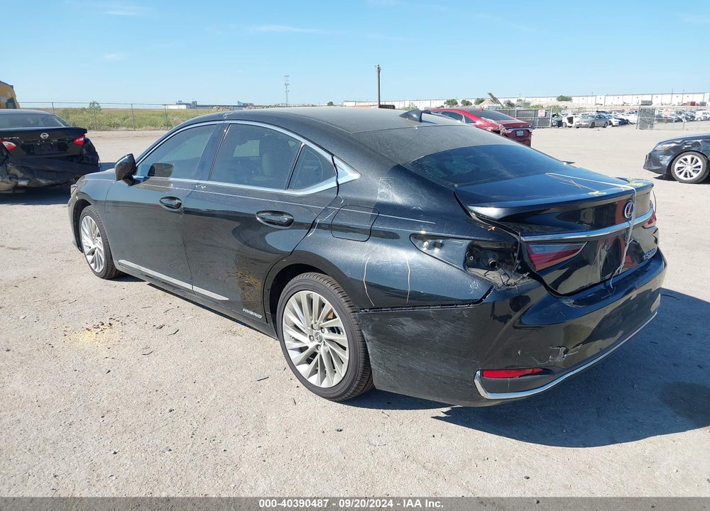 2019 LEXUS ES 300H ULTRA LUXURY VIN: 58AB21B10KU001051