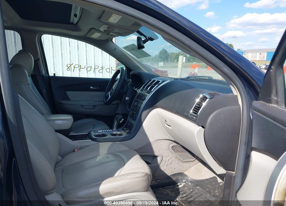 2008 GMC ACADIA SLT-1 VIN: 1GKEV23728J240530