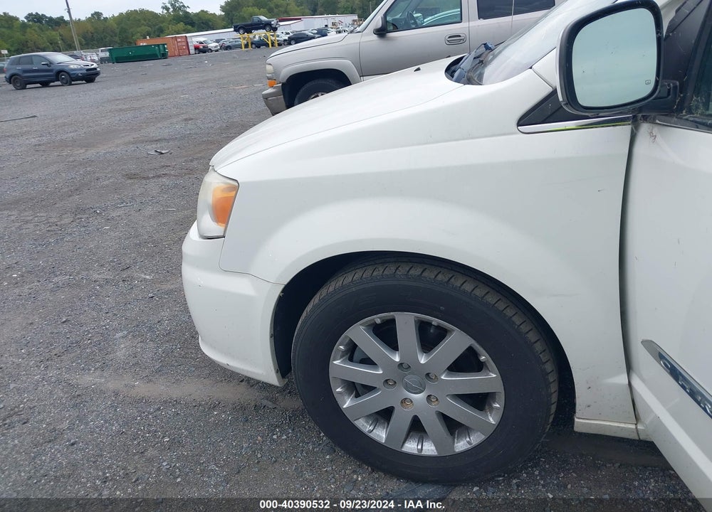 2013 CHRYSLER TOWN & COUNTRY TOURING VIN: 2C4RC1BG8DR663729