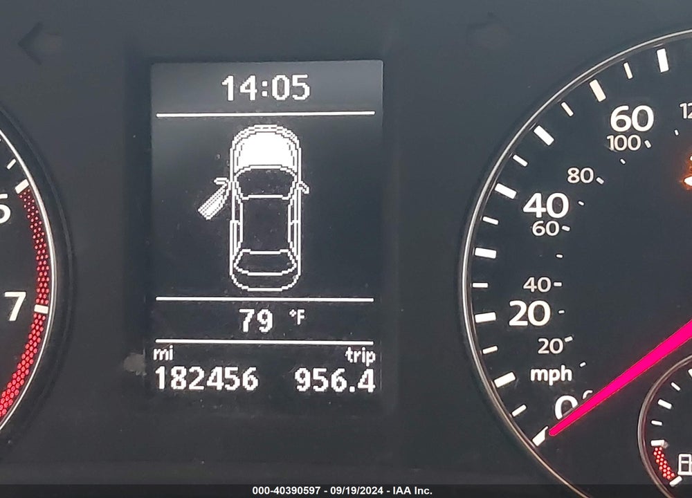 2014 VOLKSWAGEN PASSAT 1.8T SE VIN: 1VWBT7A36EC051572
