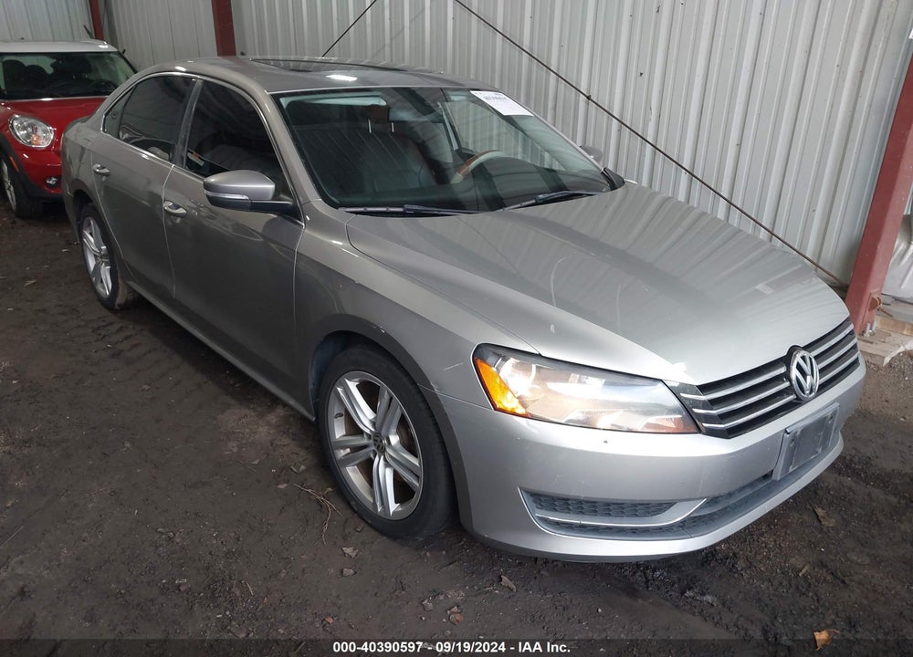 2014 VOLKSWAGEN PASSAT 1.8T SE VIN: 1VWBT7A36EC051572