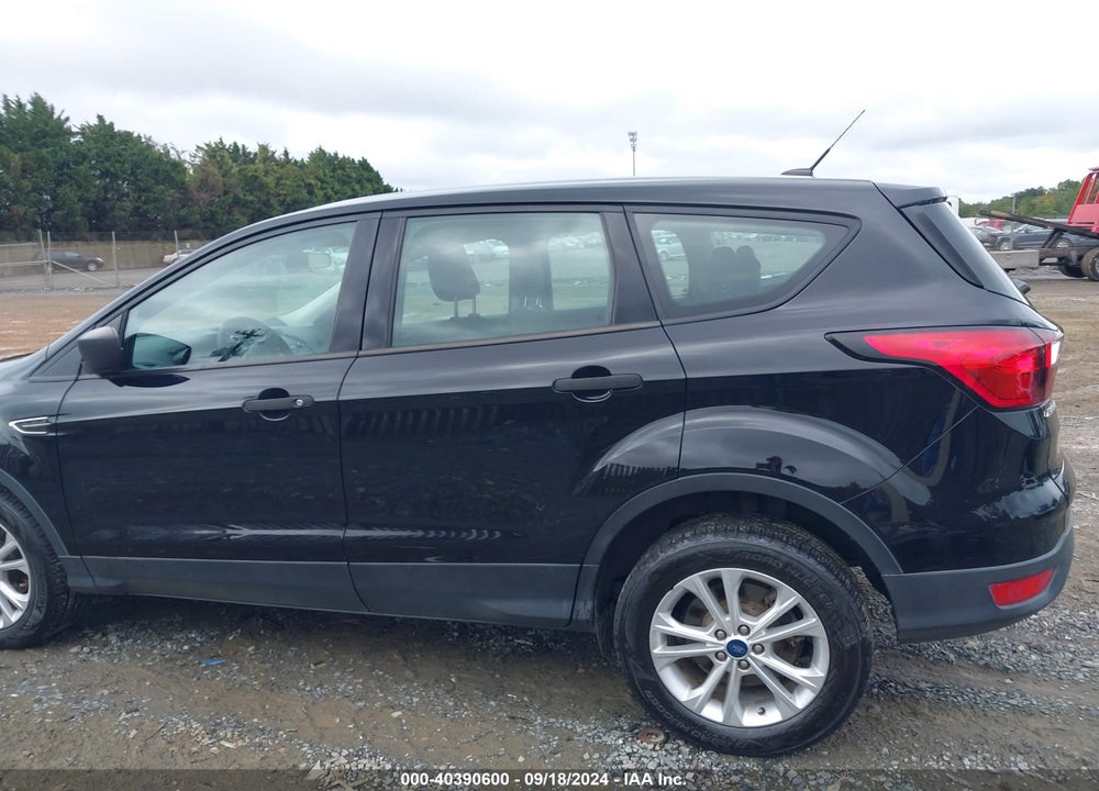 2019 FORD ESCAPE S VIN: 1FMCU0F75KUA29961