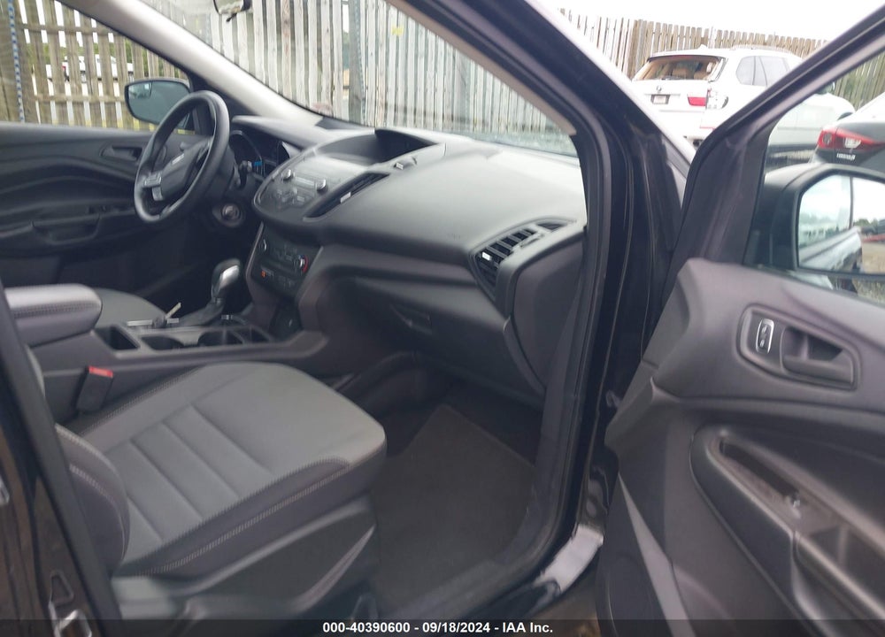 2019 FORD ESCAPE S VIN: 1FMCU0F75KUA29961