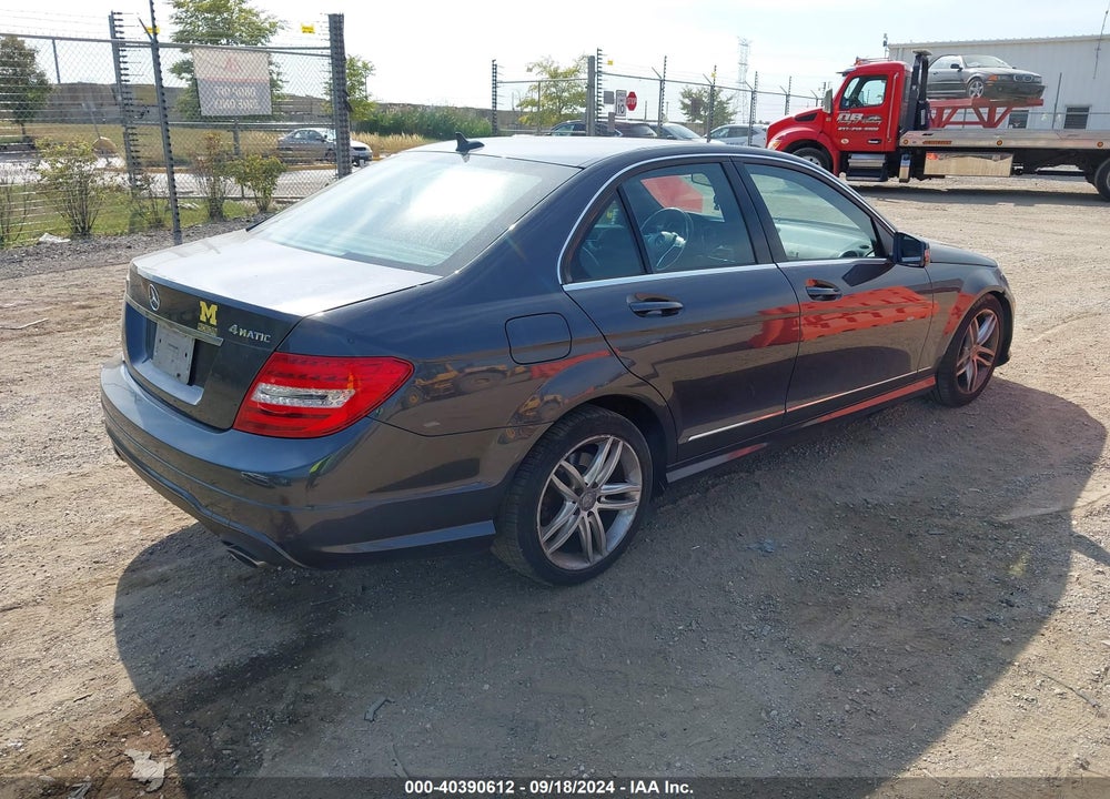 2013 MERCEDES-BENZ C 300 LUXURY 4MATIC/SPORT 4MATIC VIN: WDDGF8AB6DR254542