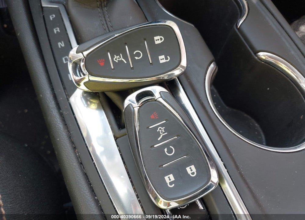 2019 CHEVROLET EQUINOX LT VIN: 3GNAXUEV6KS629812