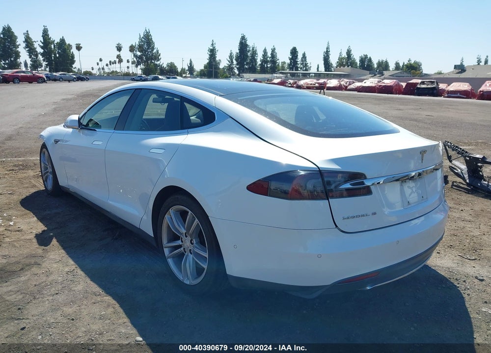 2015 TESLA MODEL S 70D/85D/P85D VIN: 5YJSA1E25FF115970