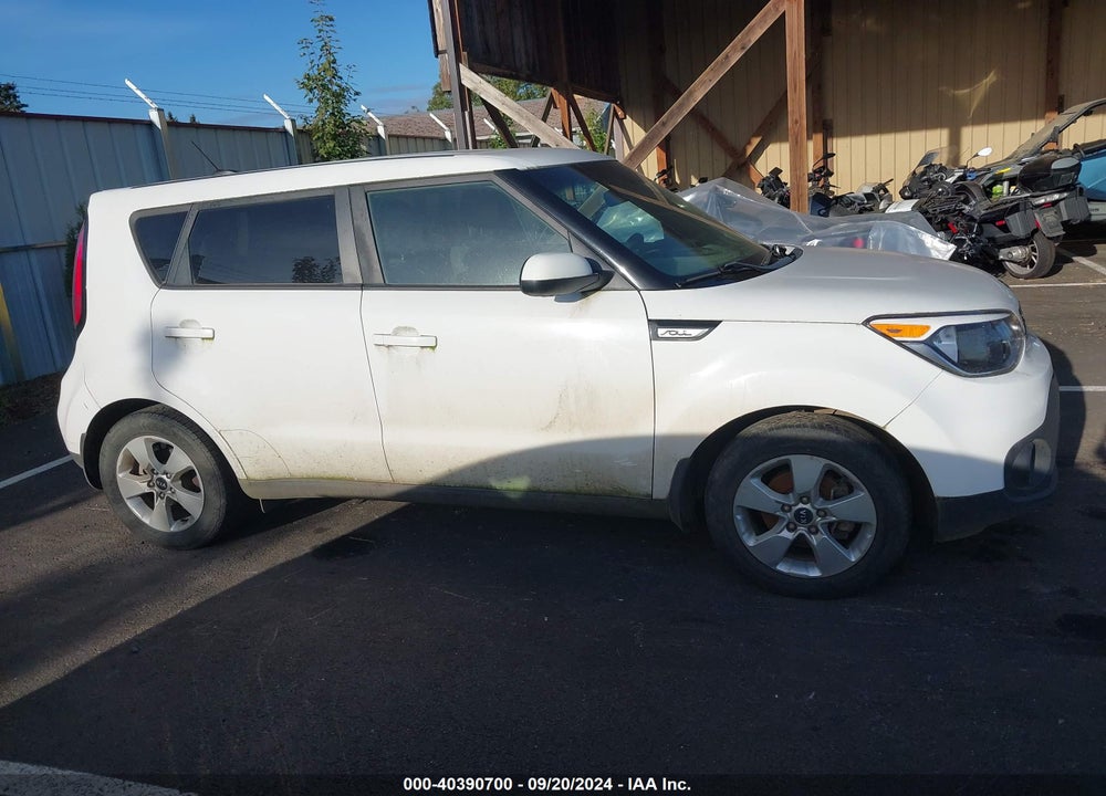 2017 KIA SOUL VIN: KNDJN2A2XH7474087