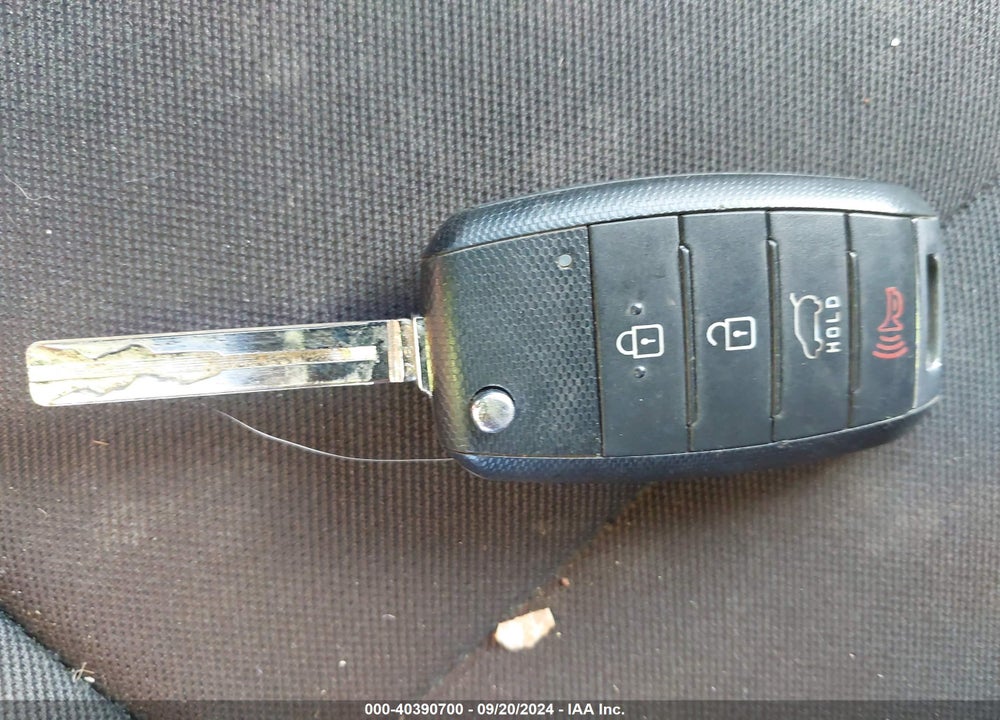 2017 KIA SOUL VIN: KNDJN2A2XH7474087