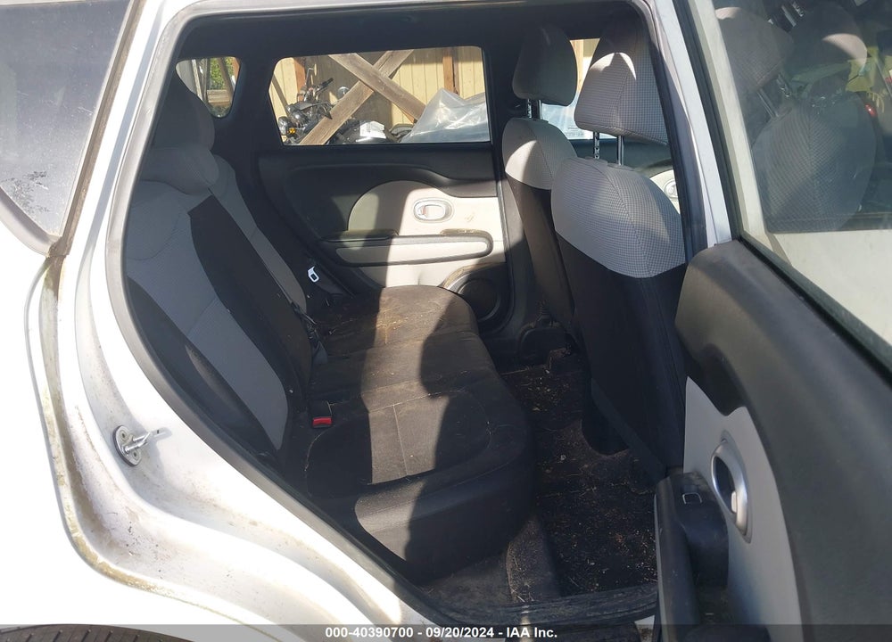 2017 KIA SOUL VIN: KNDJN2A2XH7474087