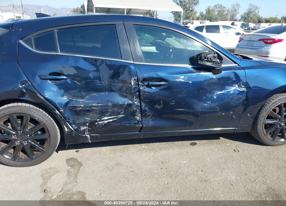 2018 MAZDA 3 GRAND TOURING VIN: 3MZBN1M32JM162681