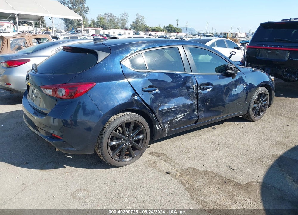 2018 MAZDA 3 GRAND TOURING VIN: 3MZBN1M32JM162681