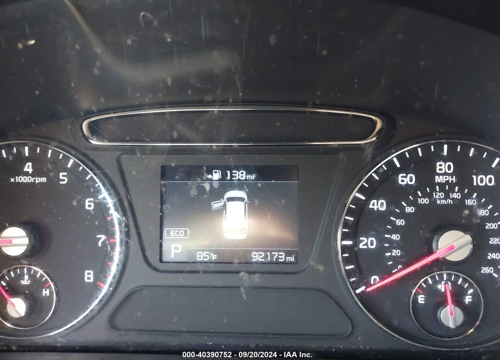2019 KIA SORENTO 2.4L L VIN: 5XYPG4A31KG577563