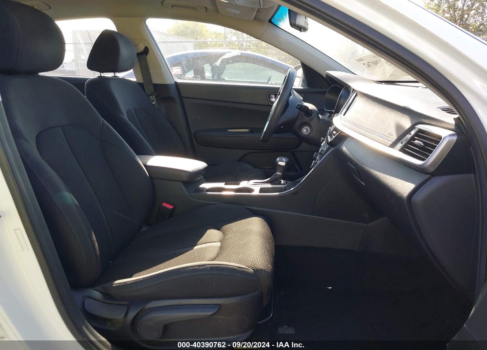 2020 KIA OPTIMA LX VIN: 5XXGT4L31LG395473