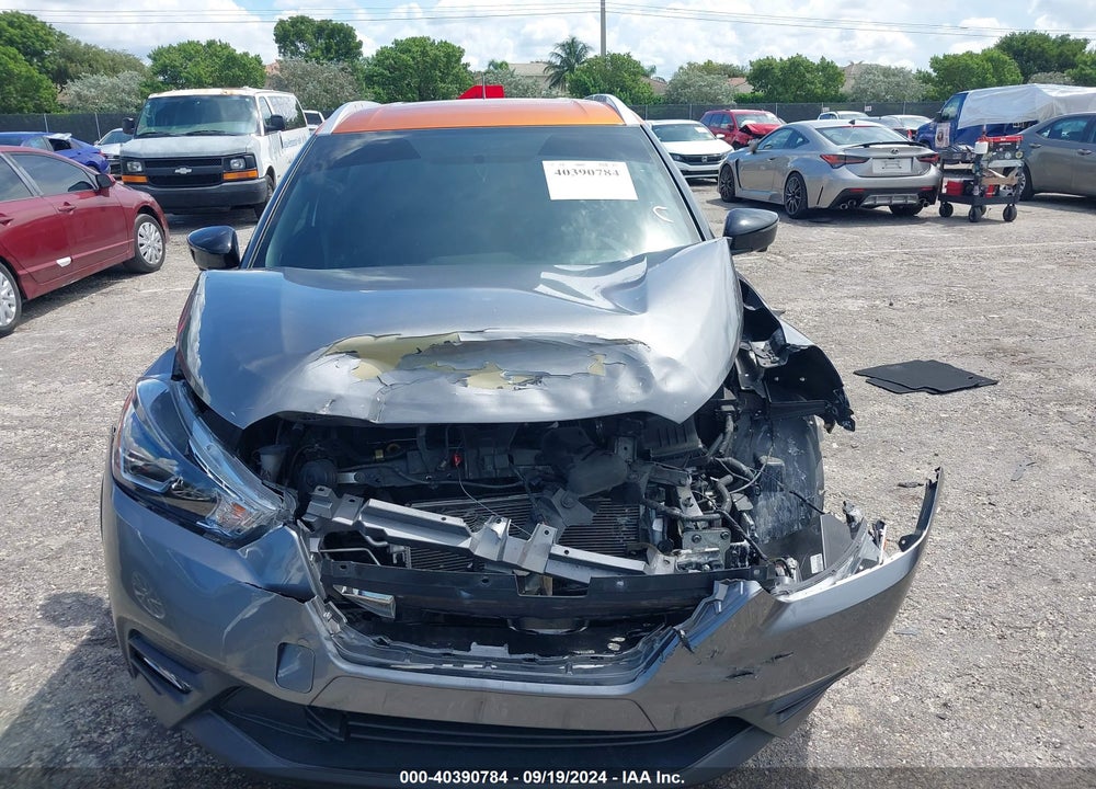 2018 NISSAN KICKS SR VIN: 3N1CP5CU0JL511350