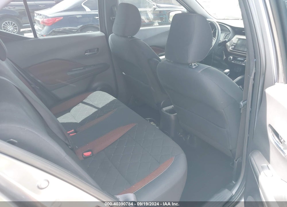 2018 NISSAN KICKS SR VIN: 3N1CP5CU0JL511350