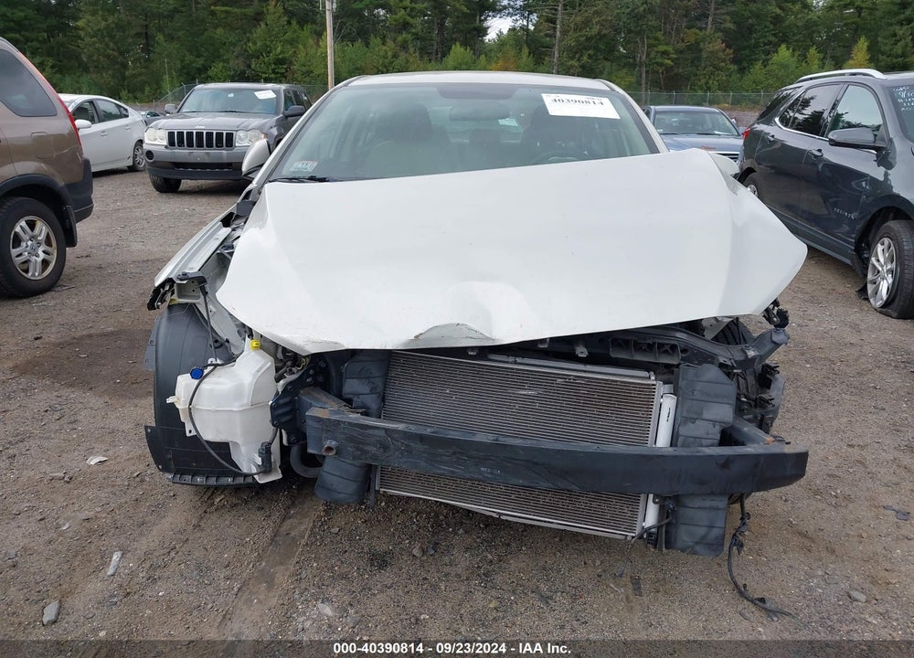 2017 HYUNDAI ELANTRA SE VIN: KMHD74LF9HU370268