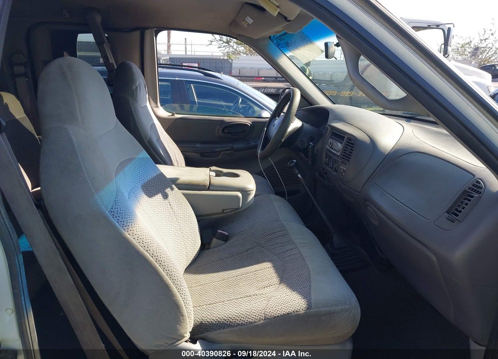 1999 FORD F-150 WORK SERIES/XL/XLT VIN: 1FTZX1726XKA85571