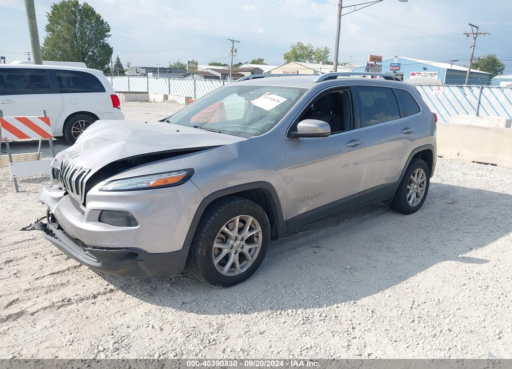2018 JEEP CHEROKEE LATITUDE FWD VIN: 1C4PJLCB0JD537598