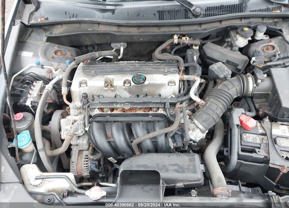 2010 HONDA ACCORD 2.4 LX VIN: 1HGCP2E36AA053080