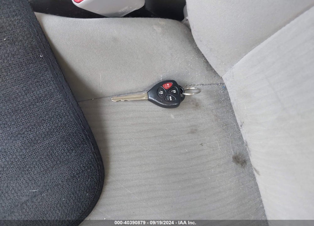 2010 TOYOTA COROLLA LE VIN: 2T1BU4EE4AC382517