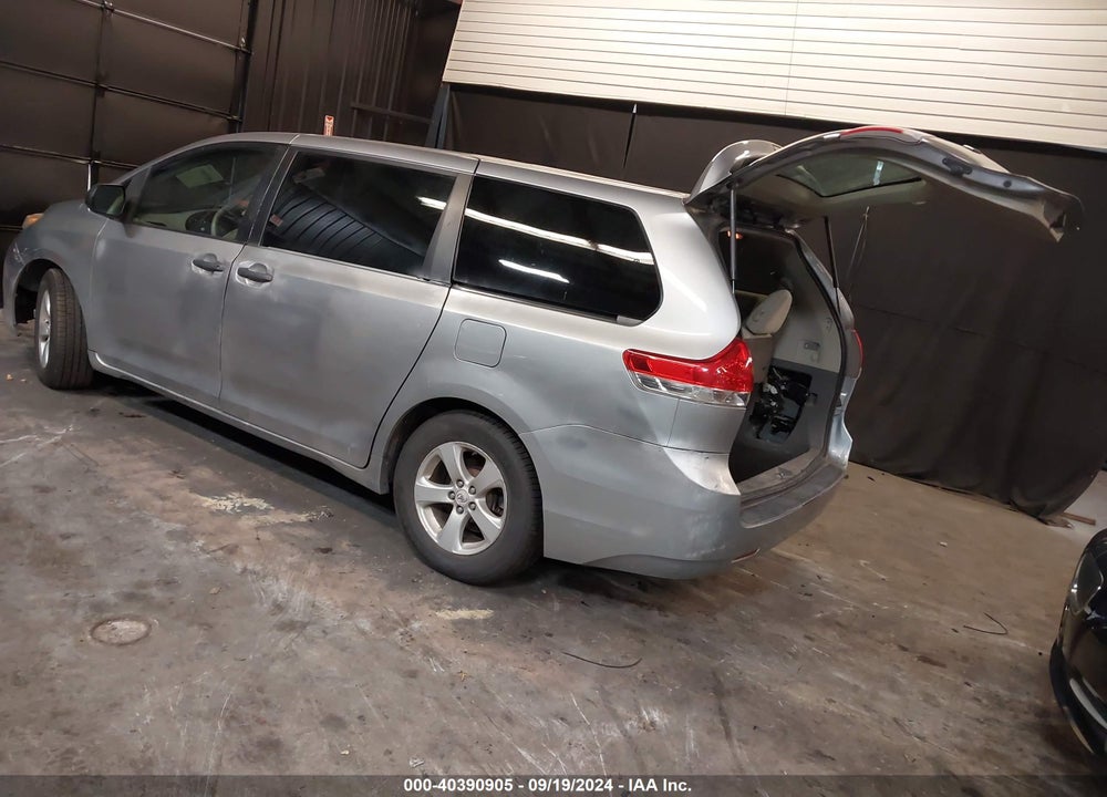 2011 TOYOTA SIENNA BASE V6 VIN: 5TDZK3DC2BS034142