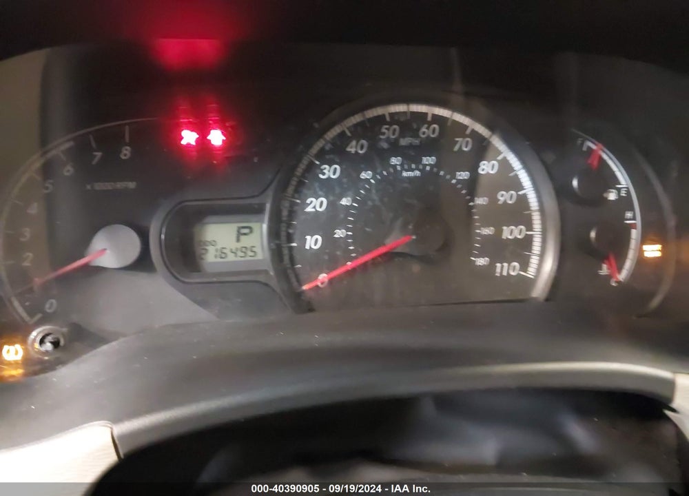 2011 TOYOTA SIENNA BASE V6 VIN: 5TDZK3DC2BS034142