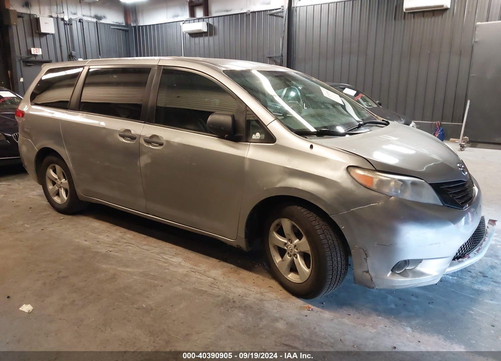 2011 TOYOTA SIENNA BASE V6 VIN: 5TDZK3DC2BS034142