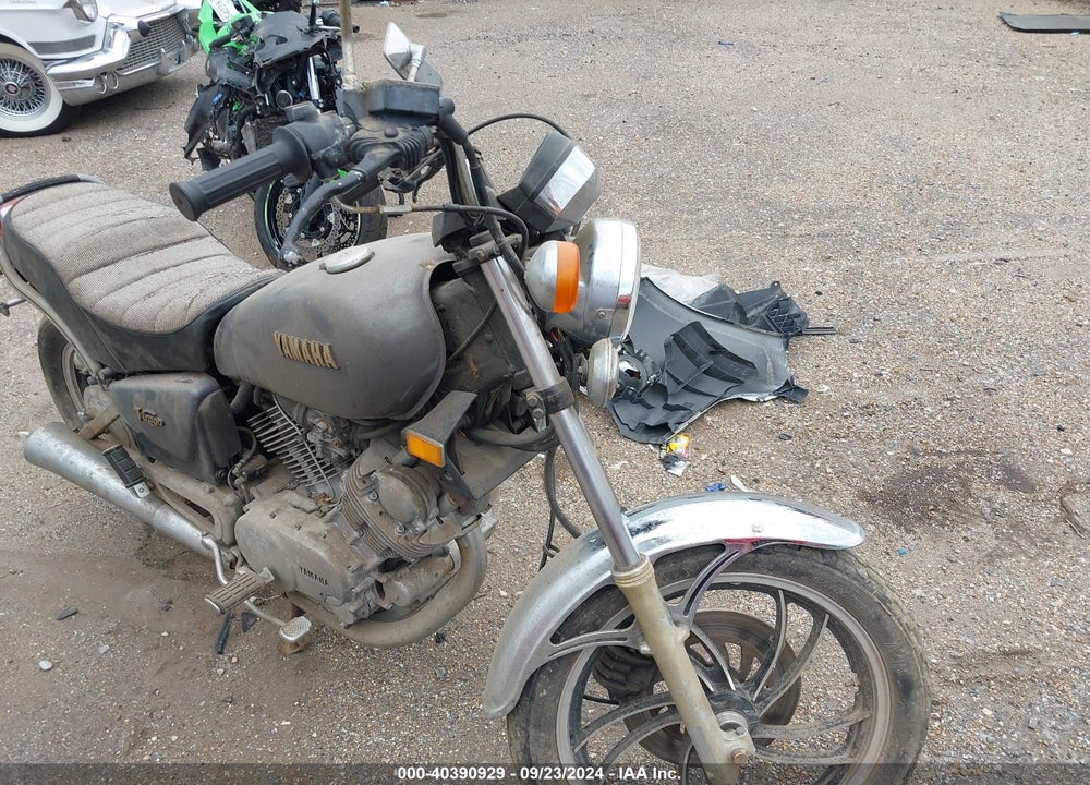 1982 YAMAHA XV750 VIN: JYA4X7009CA204506