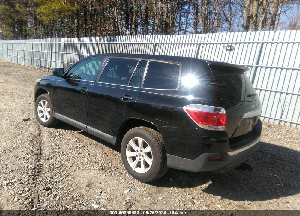 2013 TOYOTA HIGHLANDER BASE V6 VIN: 5TDBK3EH2DS259109