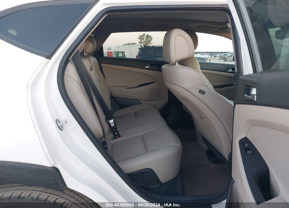 2016 HYUNDAI TUCSON LIMITED VIN: KM8J3CA23GU199251