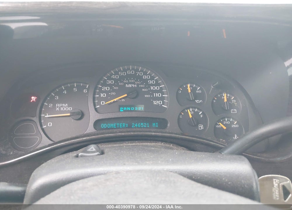 2003 CHEVROLET SUBURBAN 1500 LT VIN: 3GNEC16Z93G179963