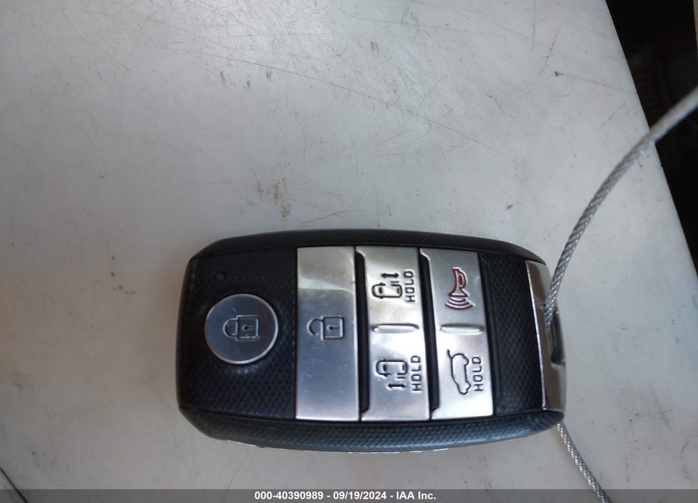 2018 KIA SEDONA EX VIN: KNDMC5C11J6406152
