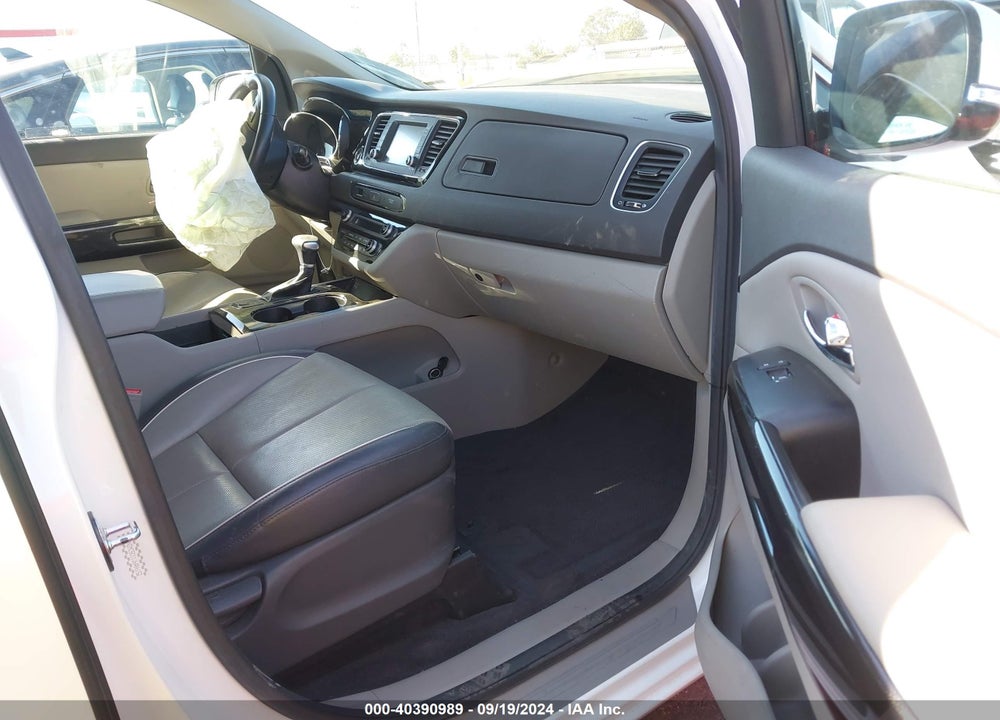 2018 KIA SEDONA EX VIN: KNDMC5C11J6406152