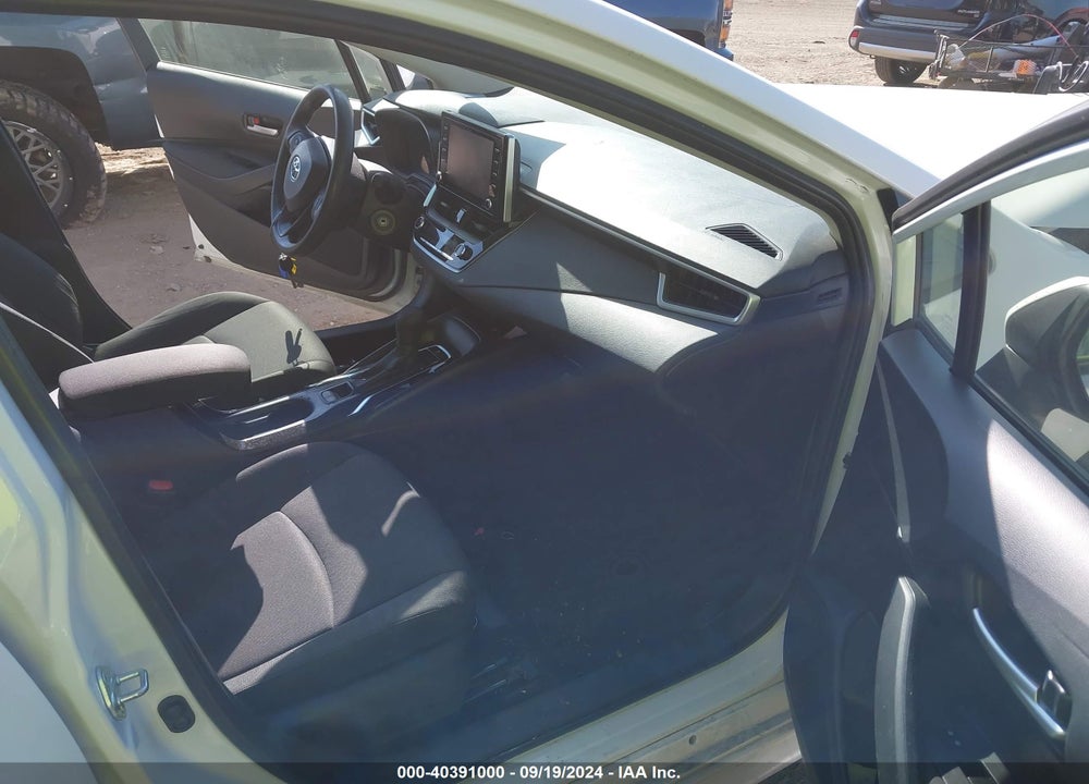 2021 TOYOTA COROLLA LE VIN: JTDEPMAE5MJ156747