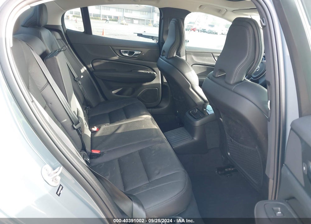 2023 VOLVO S60 RECHARGE PLUG-IN HYBRID T8 PLUS DARK THEME VIN: 7JRH60FW9PG225226