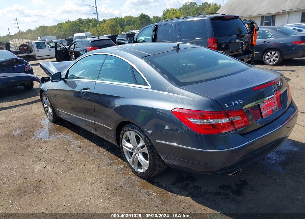 2010 MERCEDES-BENZ E 350 VIN: WDDKJ5GB5AF038712
